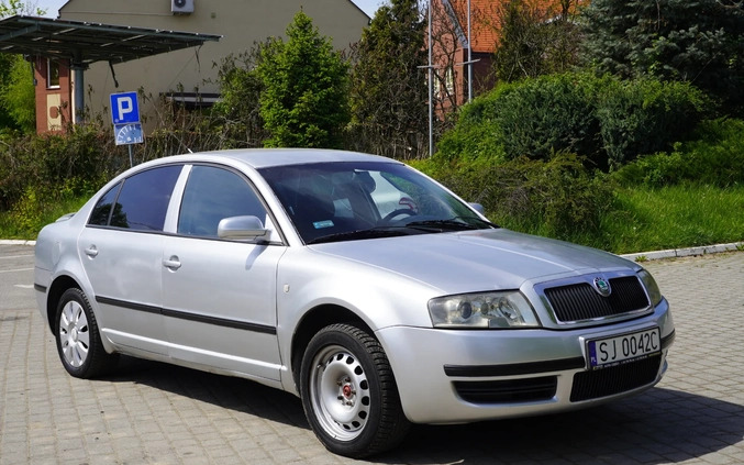 Skoda Superb cena 4999 przebieg: 256000, rok produkcji 2005 z Katowice małe 562